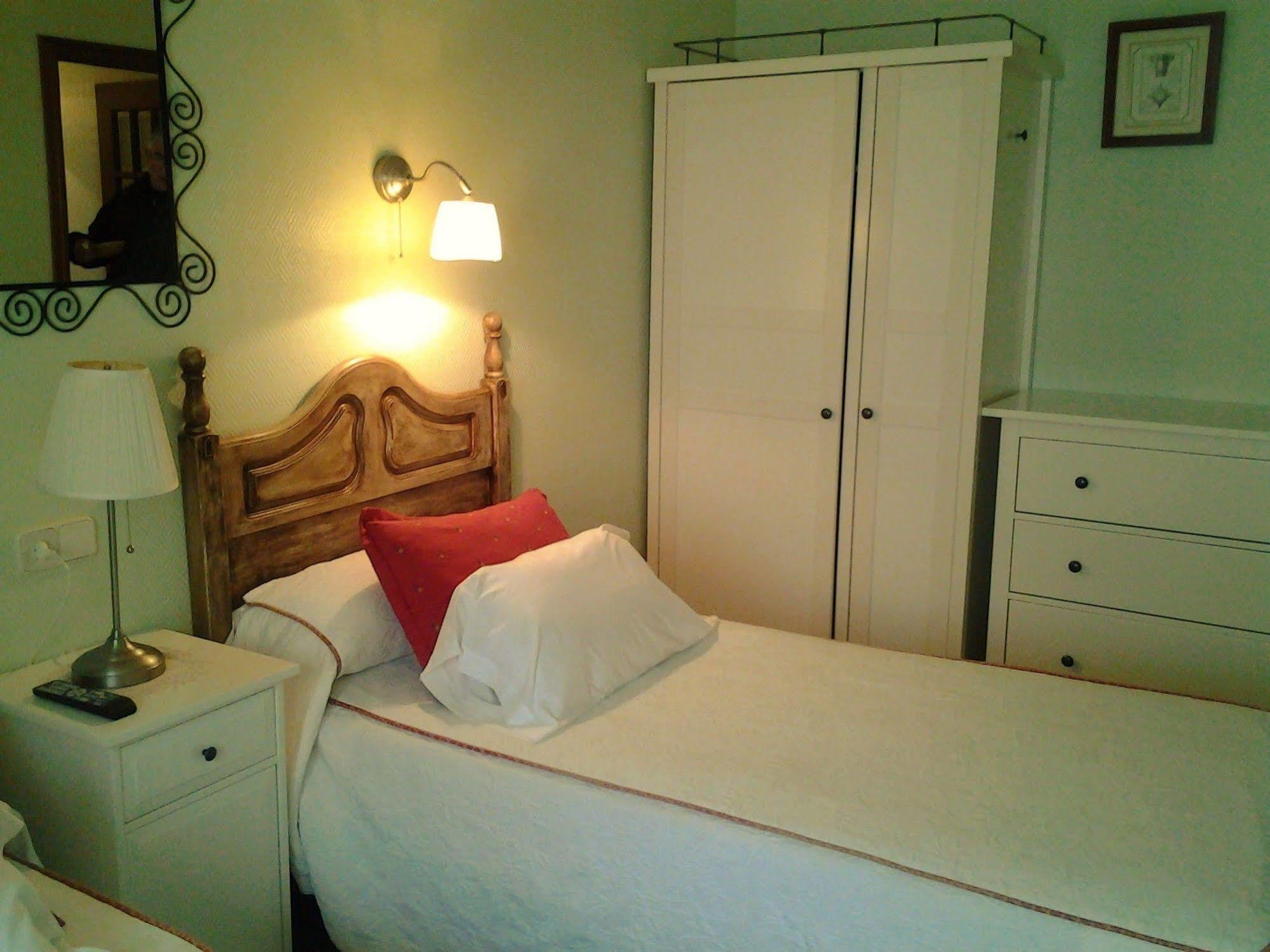 Hostal Martin - Sanabria Ribadelago Kültér fotó